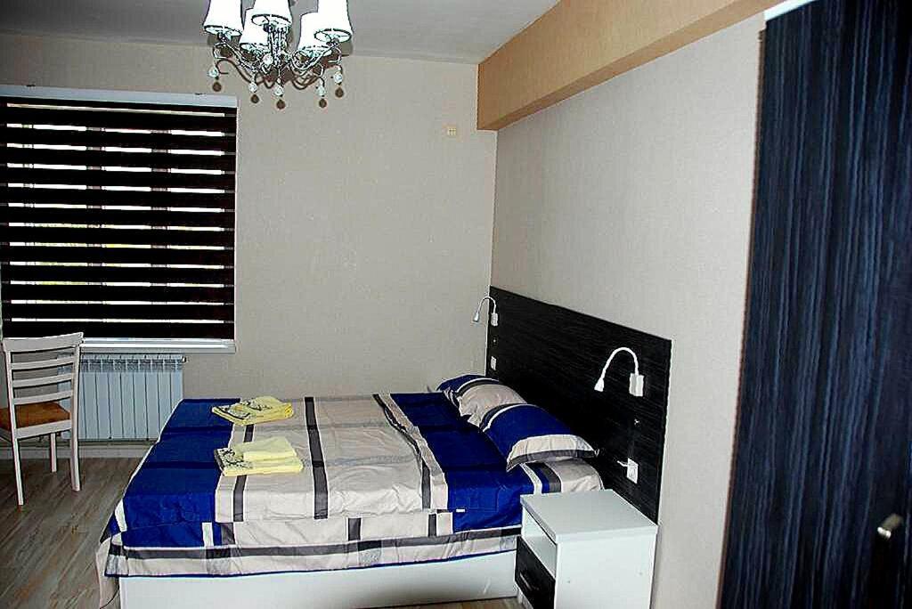Sakho Hotel-Hostel Dushanbe Bagian luar foto